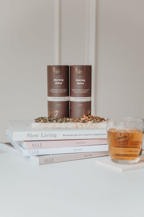 Waarom thee in de ochtend en avond je lichaam helpt resetten.