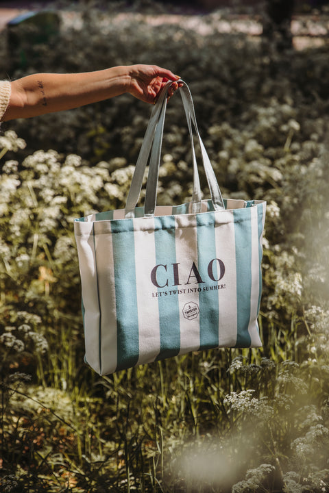 TwisTea Summer Shopper